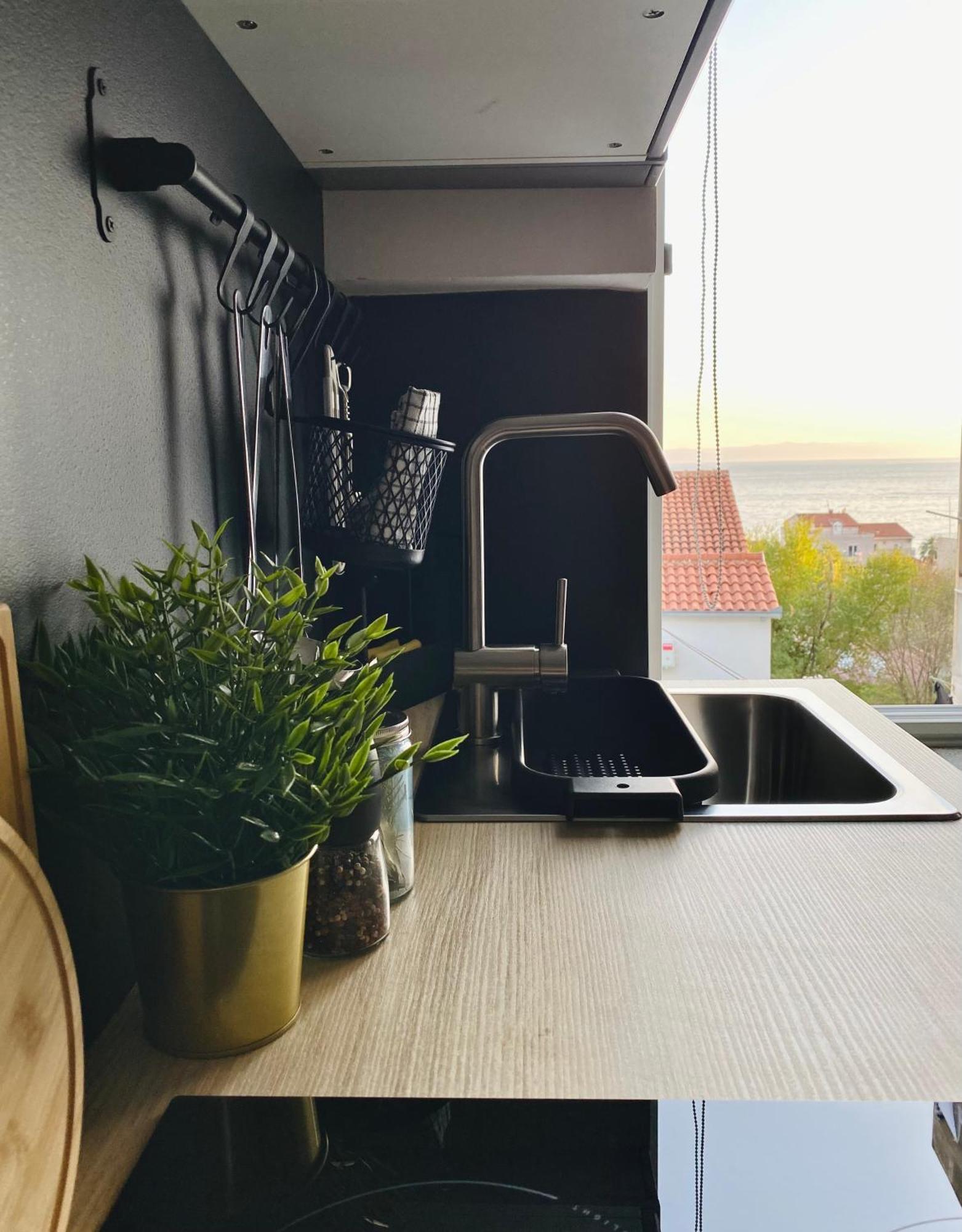 Apartments & Rooms Joy Of Life In Makarska Bilik gambar