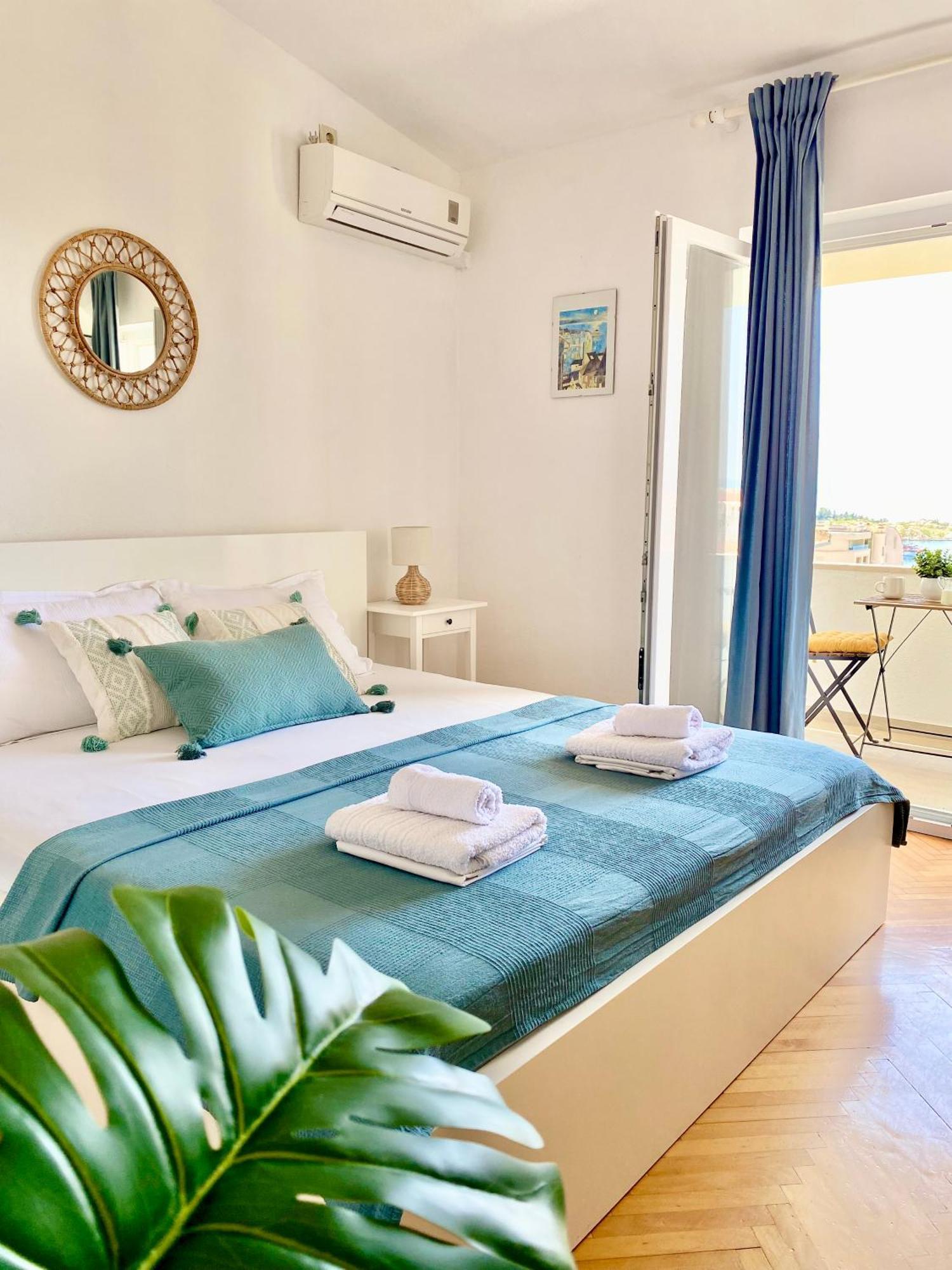 Apartments & Rooms Joy Of Life In Makarska Bilik gambar